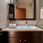 Hostwise - Stylish Flat With Balcony * Oporto
