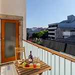 Hostwise - Stylish Flat With Balcony Oporto