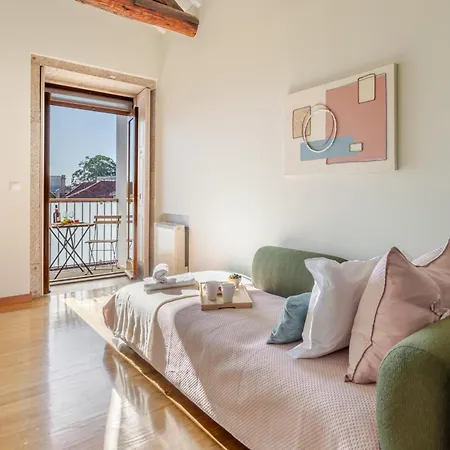 Hostwise - Stylish Flat With Balcony * 포르투