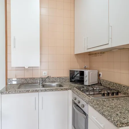 Hostwise - Stylish Flat With Balcony * ポルト