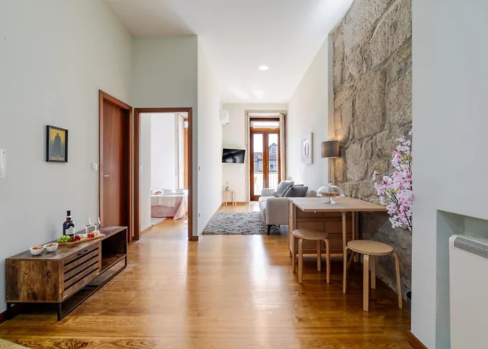 Lägenhet Hostwise - Stylish Flat With Balcony Oporto