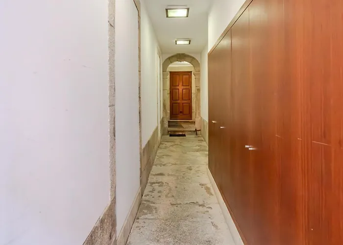 Hostwise - Stylish Flat With Balcony Apartment Porto